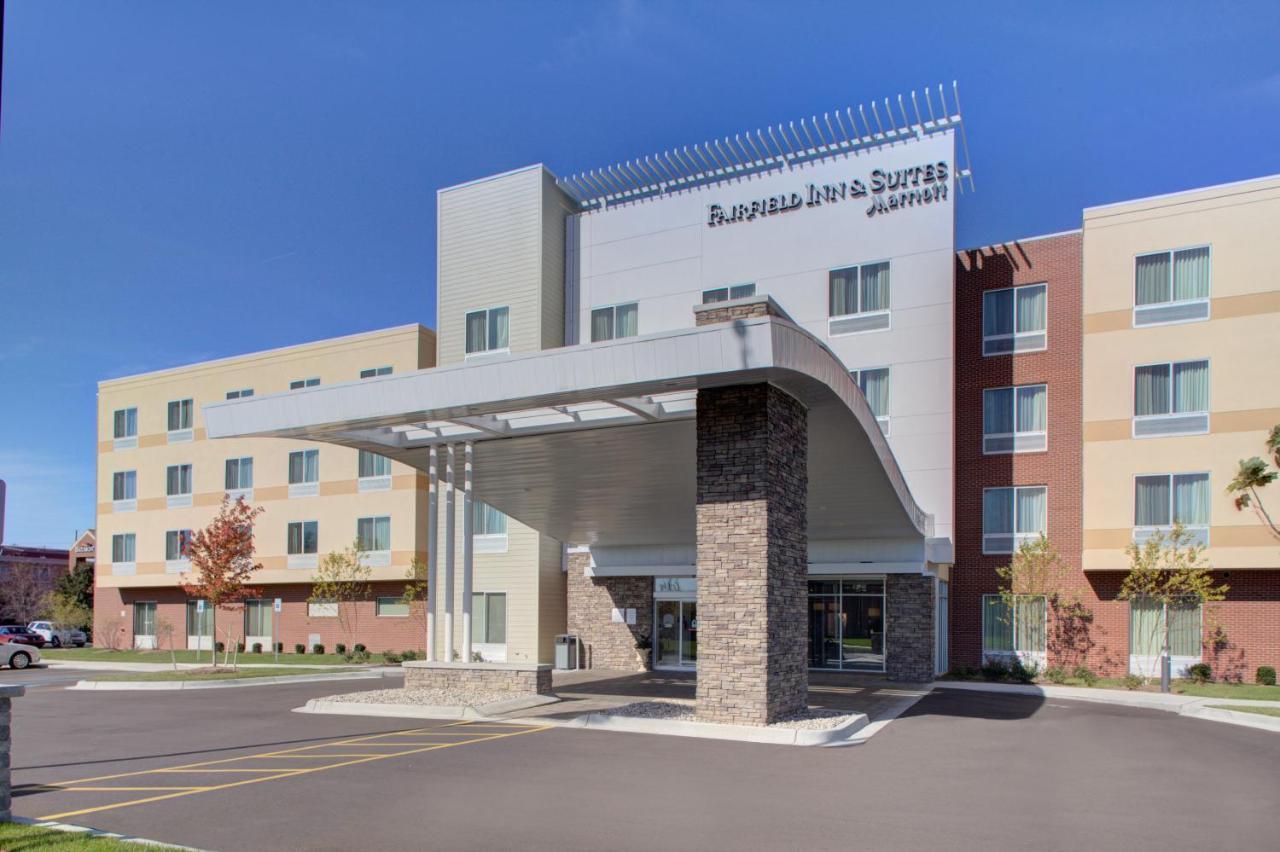 Fairfield Inn & Suites By Marriott Detroit Canton Buitenkant foto
