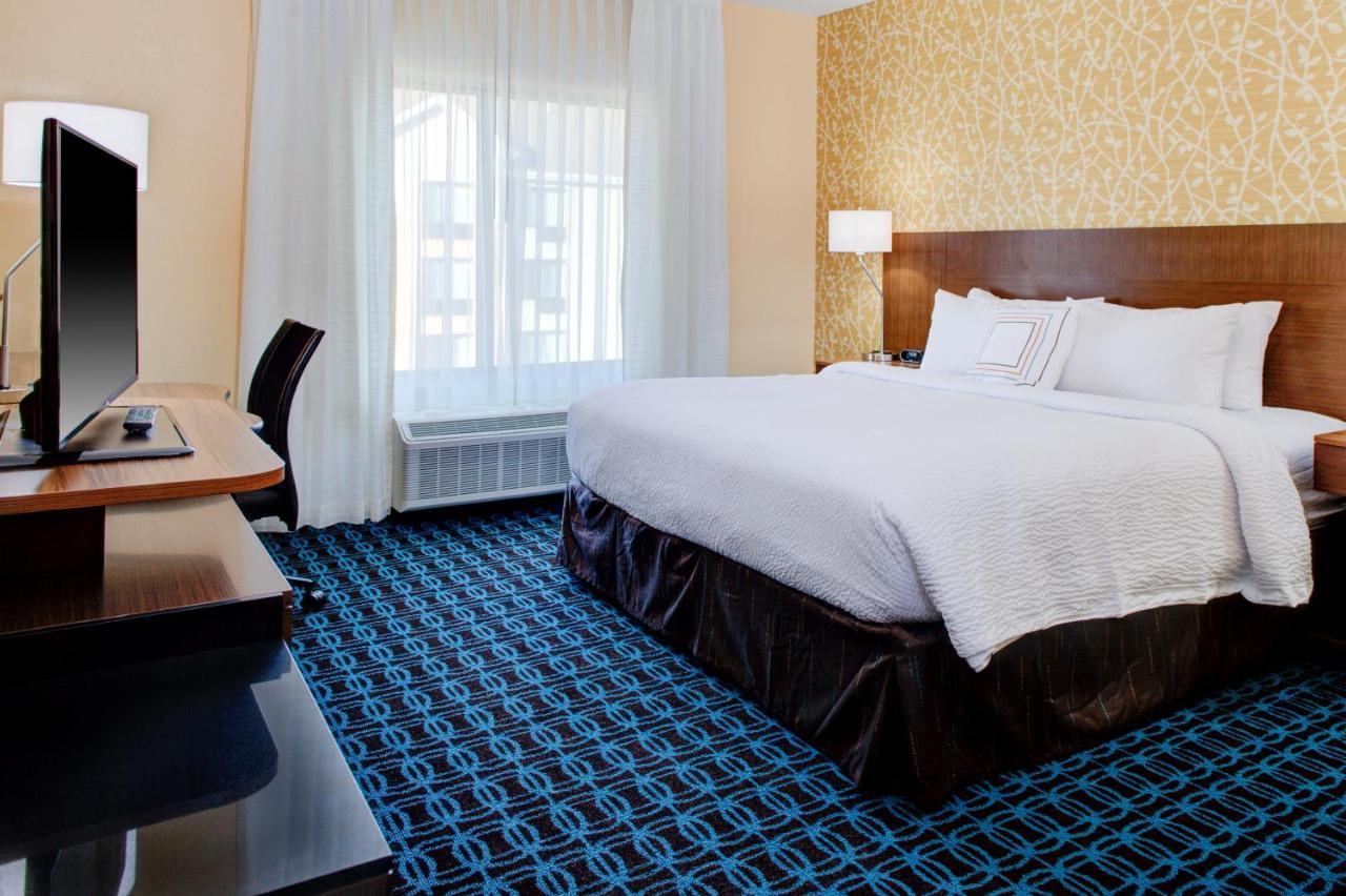Fairfield Inn & Suites By Marriott Detroit Canton Buitenkant foto