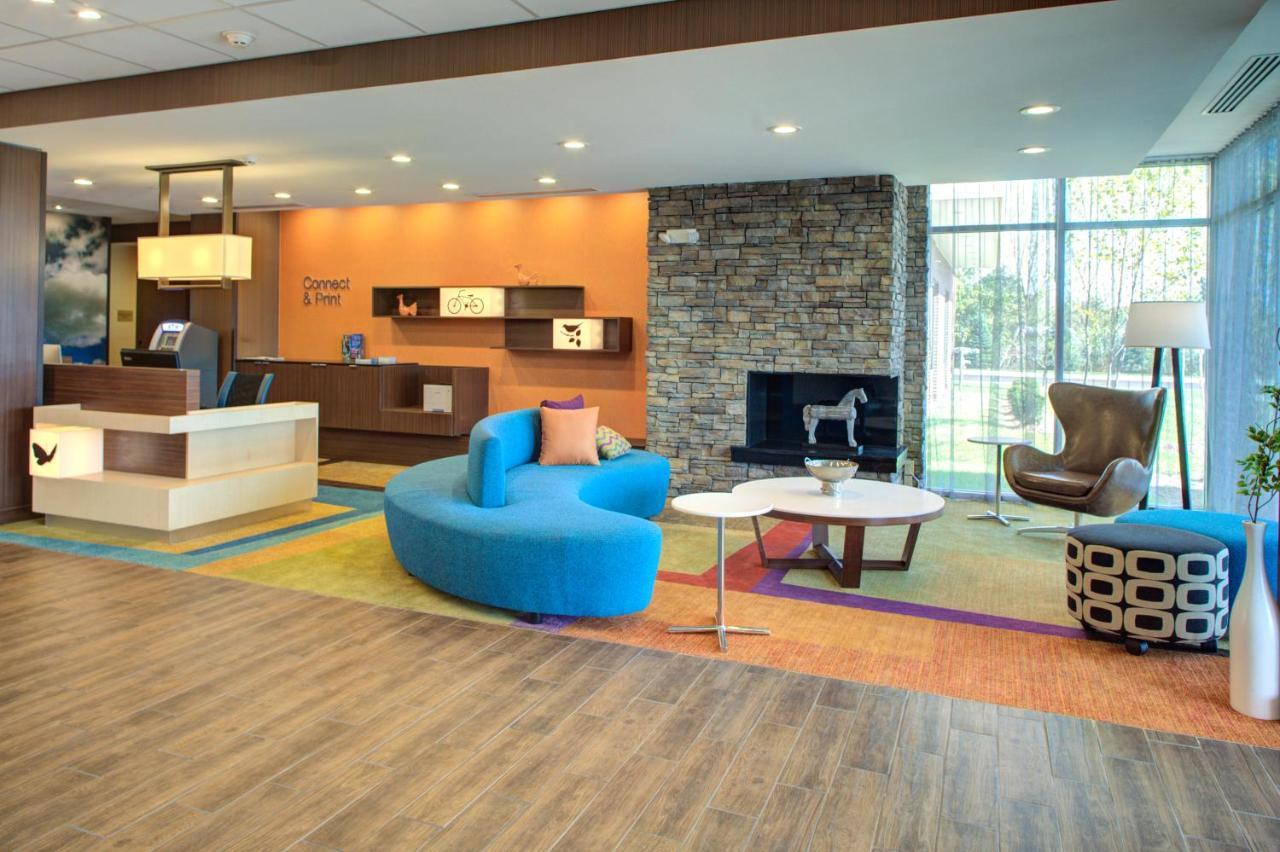 Fairfield Inn & Suites By Marriott Detroit Canton Buitenkant foto